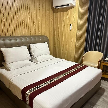 Ss Hotel เซเรมบัน ภายนอก รูปภาพ