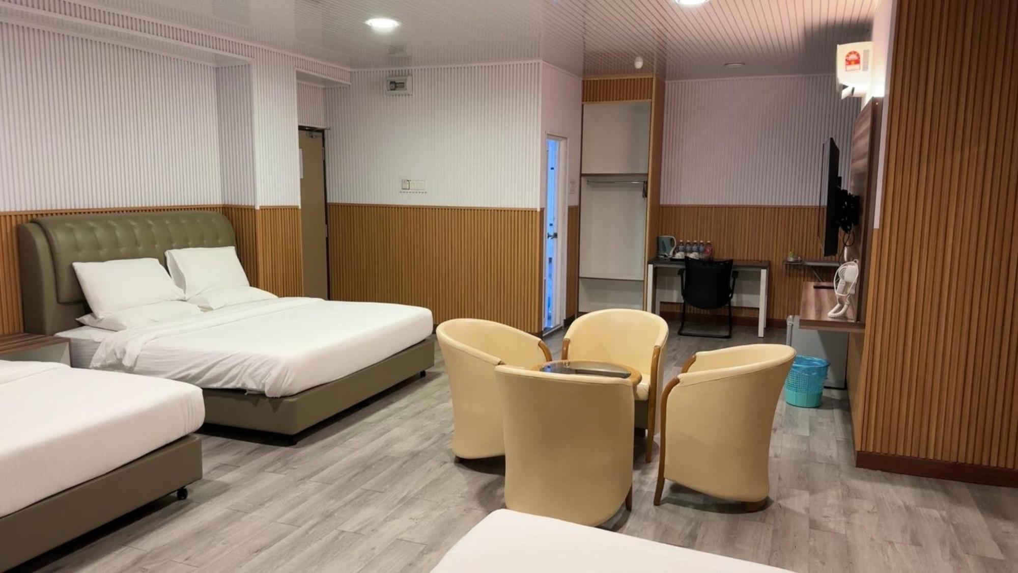 Ss Hotel เซเรมบัน ภายนอก รูปภาพ