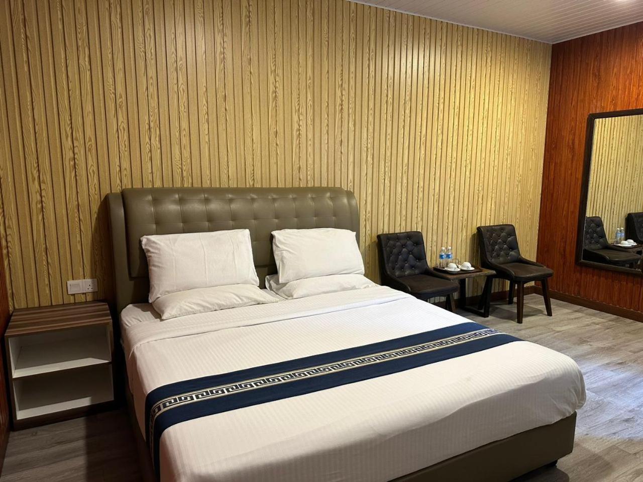Ss Hotel เซเรมบัน ภายนอก รูปภาพ