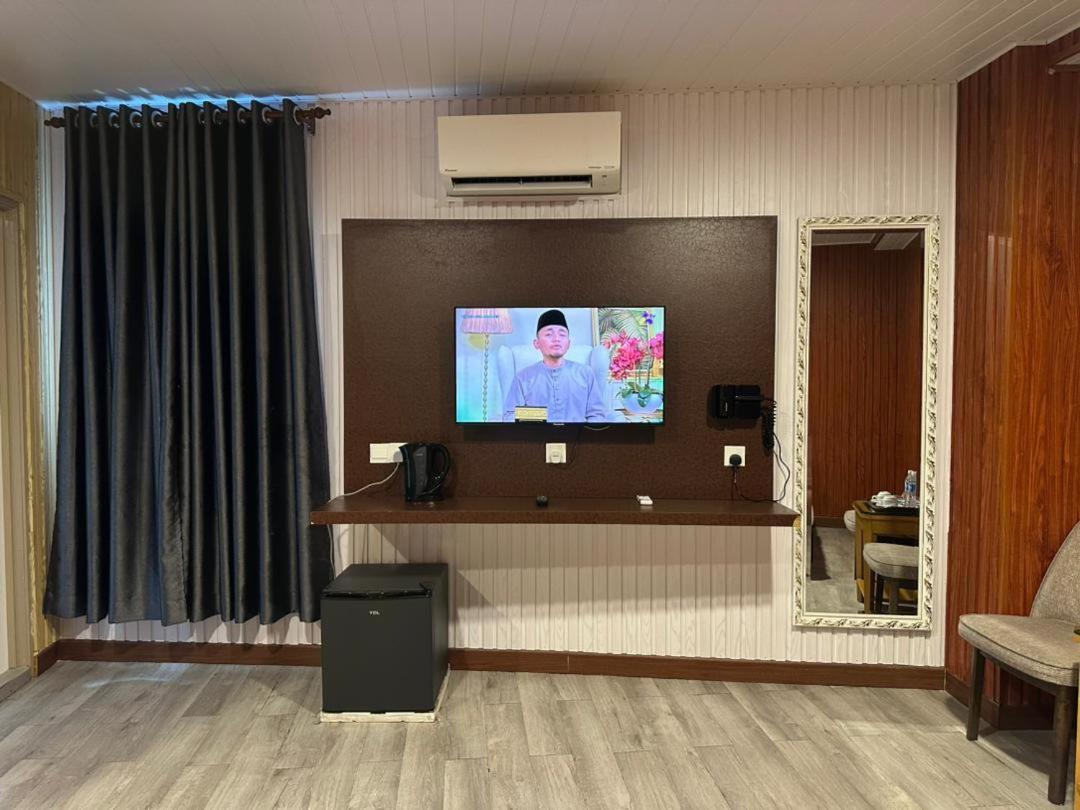 Ss Hotel เซเรมบัน ภายนอก รูปภาพ