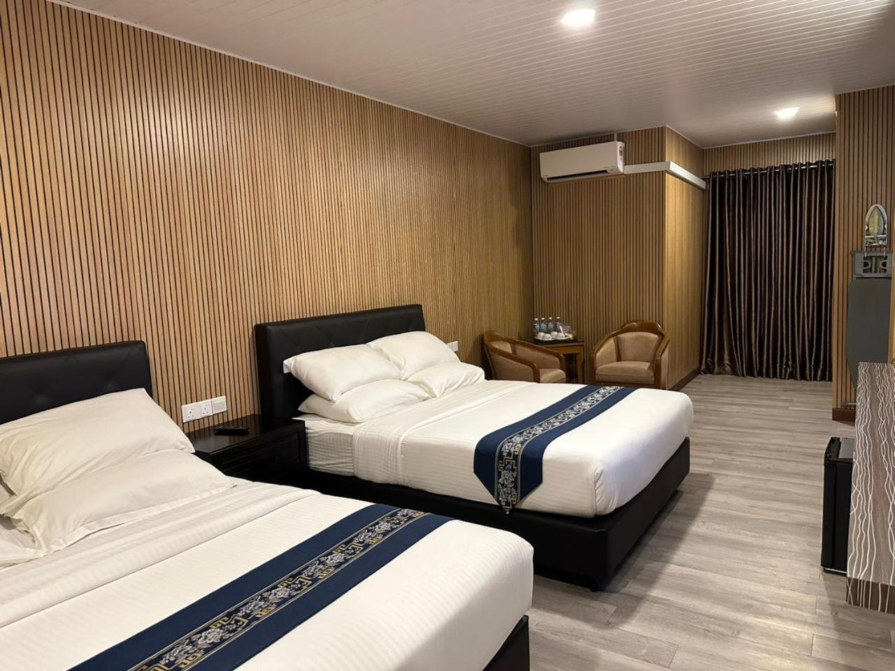 Ss Hotel เซเรมบัน ภายนอก รูปภาพ