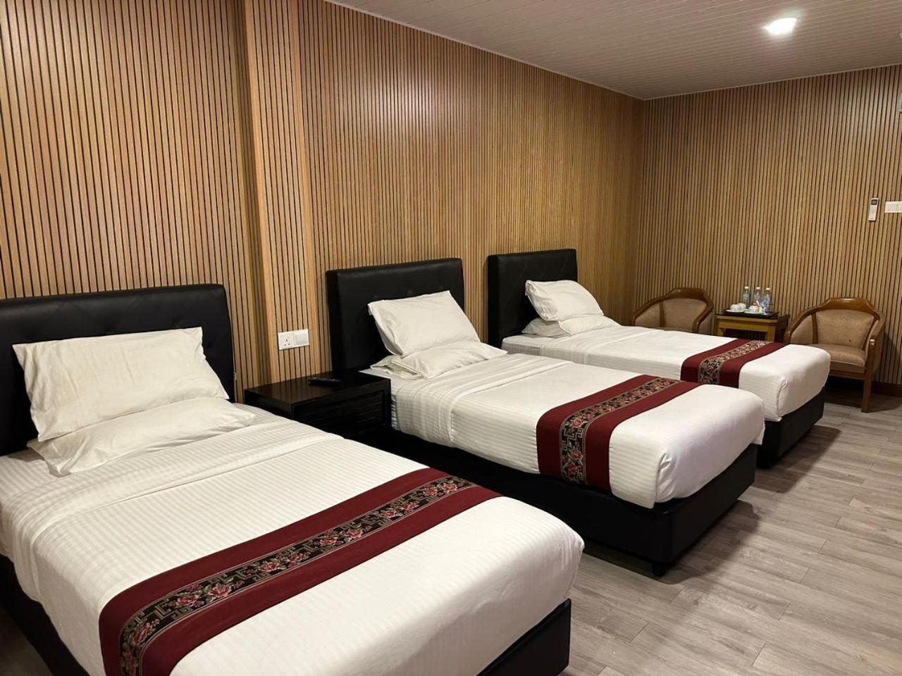 Ss Hotel เซเรมบัน ภายนอก รูปภาพ