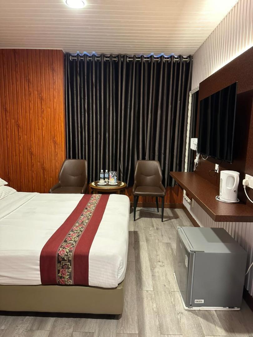 Ss Hotel เซเรมบัน ภายนอก รูปภาพ