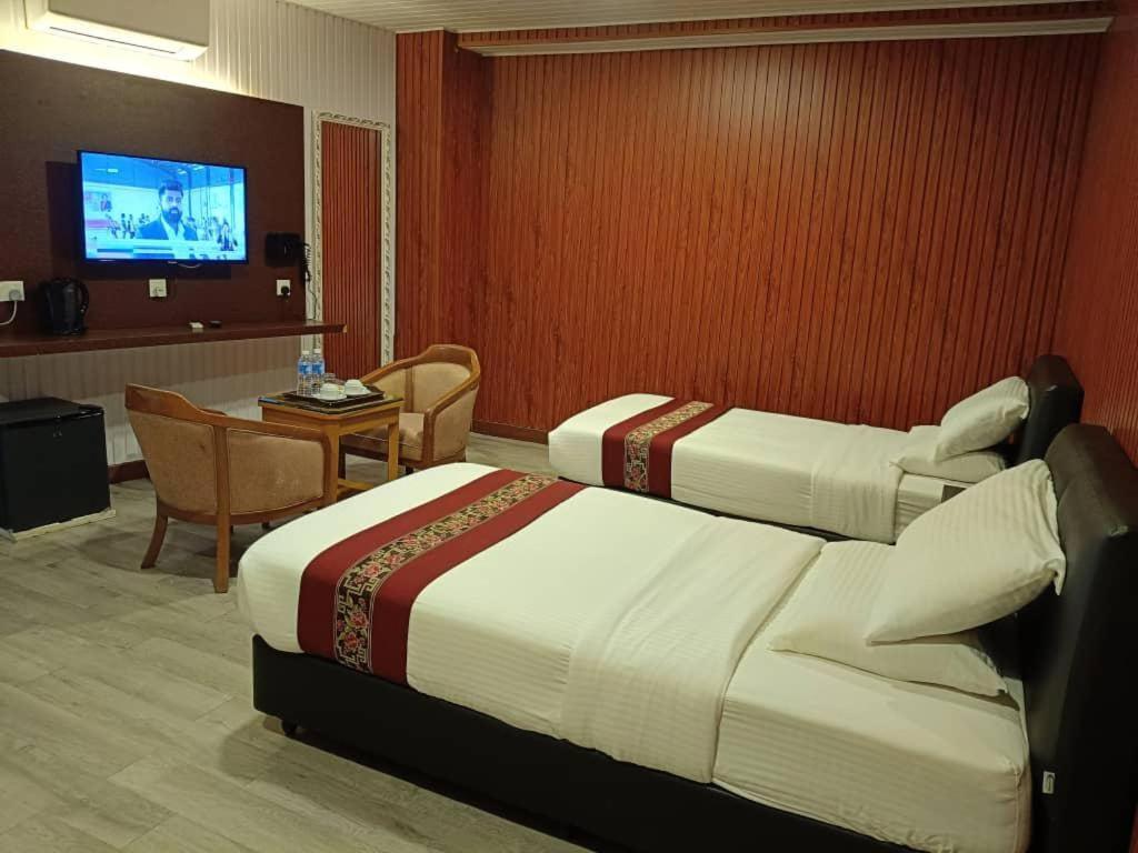 Ss Hotel เซเรมบัน ภายนอก รูปภาพ