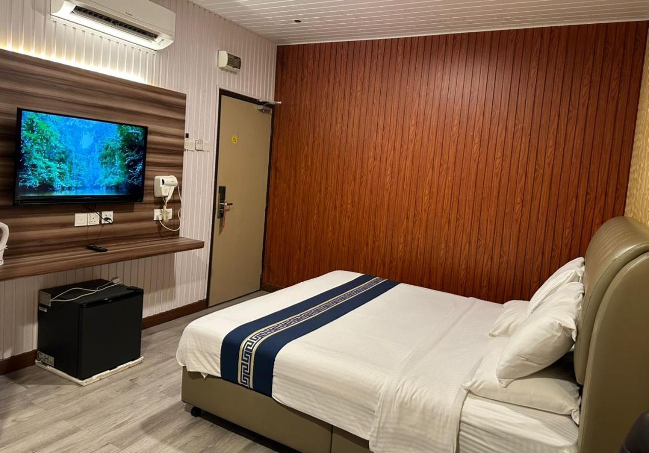 Ss Hotel เซเรมบัน ภายนอก รูปภาพ